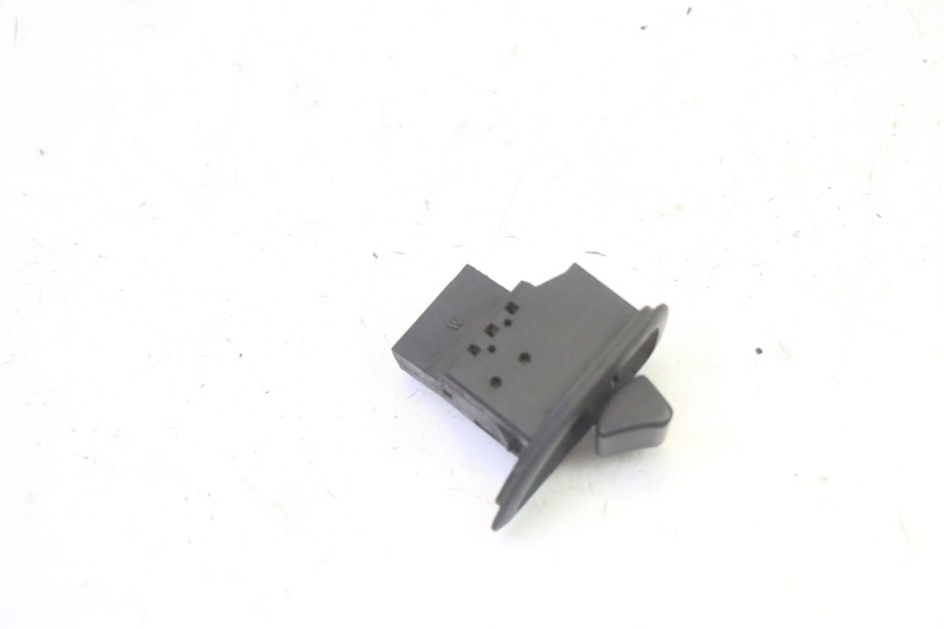 photo de CONMUTADOR ROLL LOCK PIAGGIO MP3 125 (2006 - 2014) - Detalle de la pieza