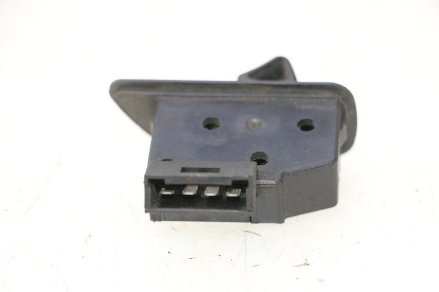 photo de CONMUTADOR ROLL LOCK PIAGGIO MP3 500 (2016 - 2018) - Otra perspectiva