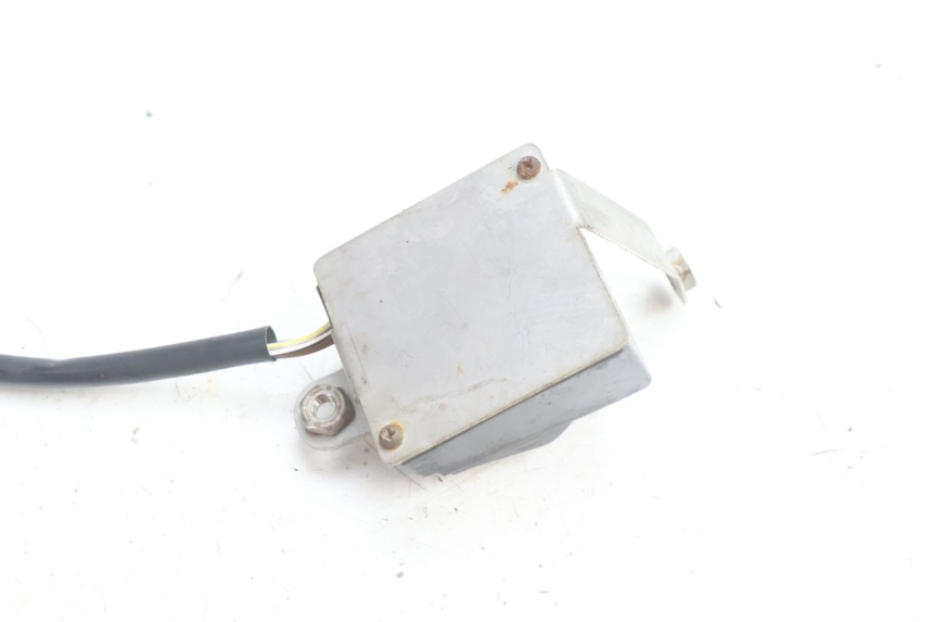 photo de CONMUTADOR YAMAHA TDM ABS 900 (2002 - 2014) - Primer plano técnico