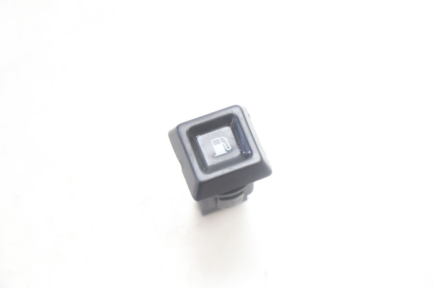 photo de MANDO TAPA GASOLINA PIAGGIO MP3 HPE 530 (2022 - 2026) - Detalle de la pieza