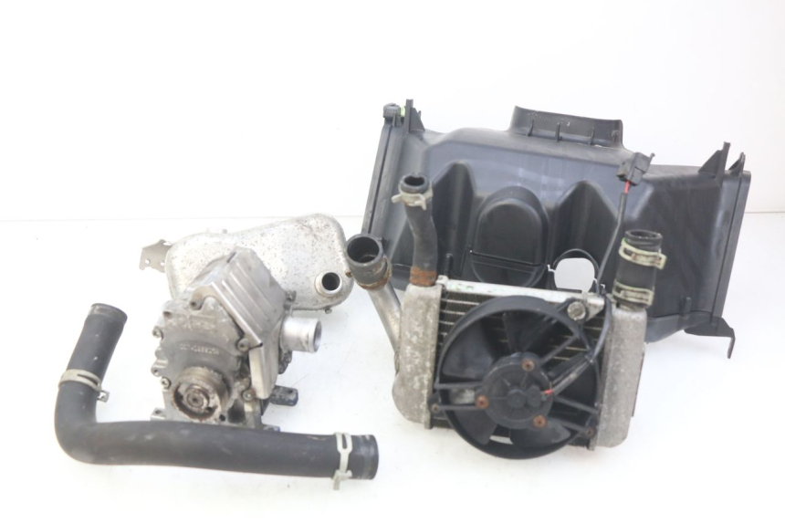 photo de COMPRESSOR PEUGEOT SATELIS COMPRESSOR K15 125 (2006 - 2009) - Vista principal