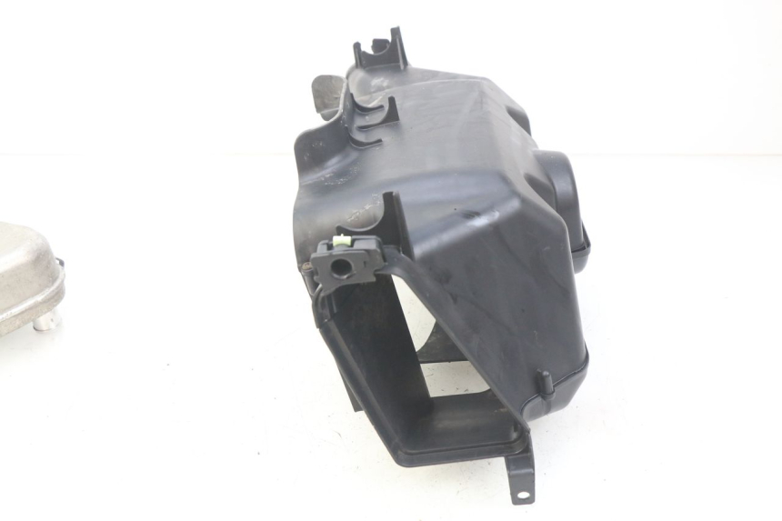 photo de COMPRESSOR PEUGEOT SATELIS COMPRESSOR K15 125 (2006 - 2009) - Otra perspectiva