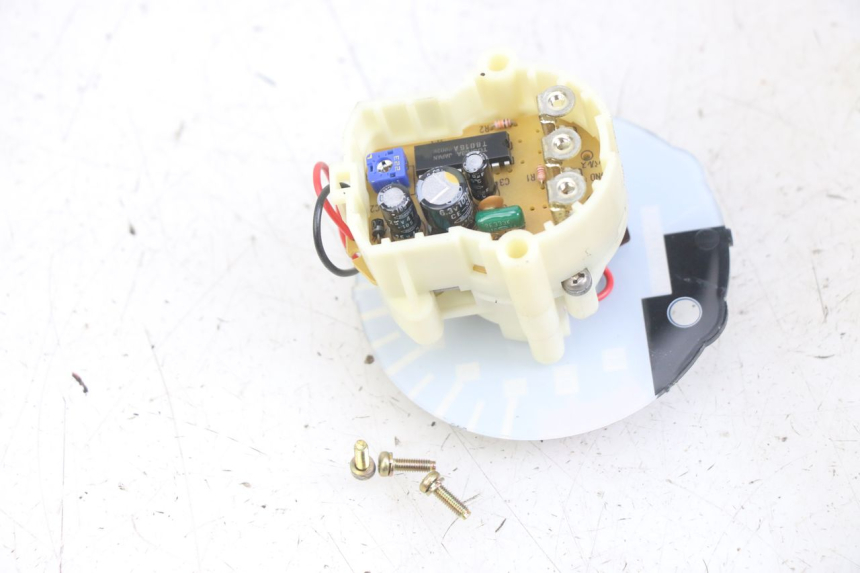 photo de TACOMETRO  YAMAHA XJN DIVERSION 600 (2000 - 2003) - Detalle de la pieza