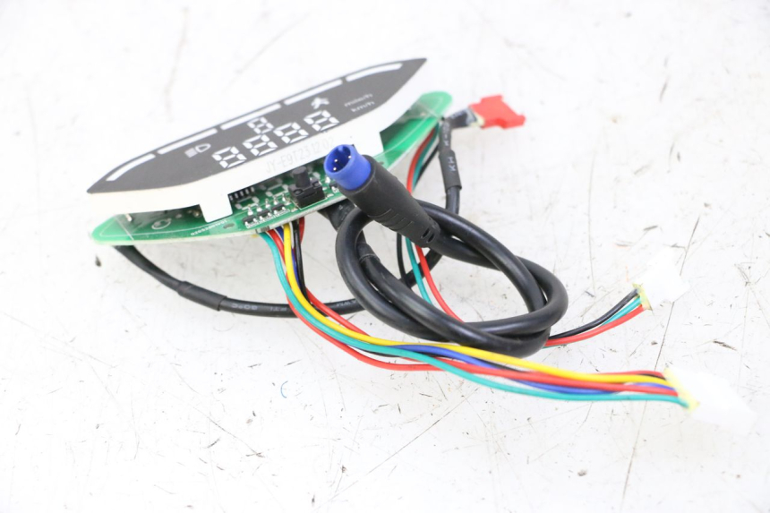 photo de CUENTA KILóMETROS URBANGLIDE 100XS 1 - Marcados y referencias originales