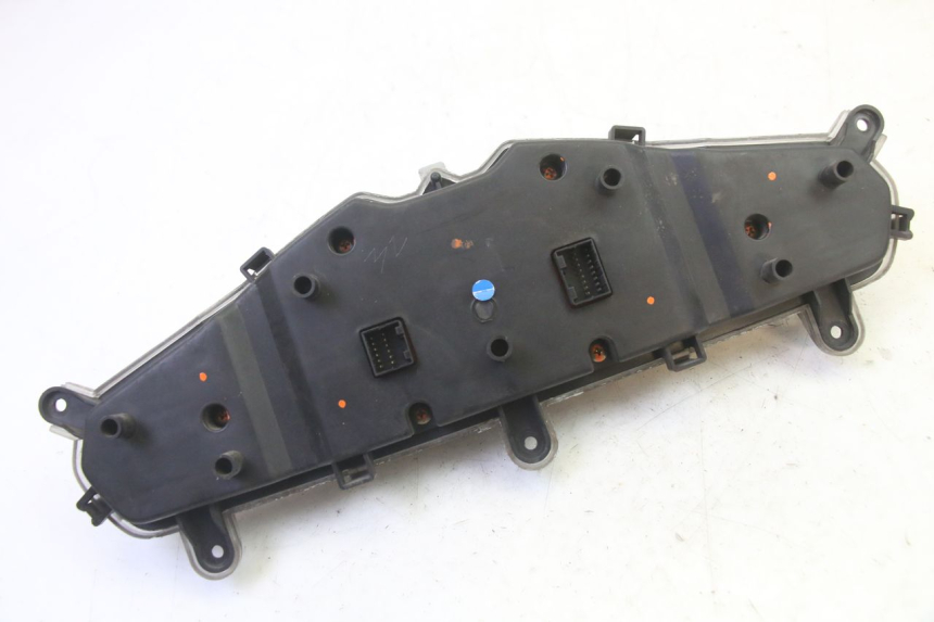 photo de VELOCIMETRO QUADRO 4 4D 350 (2015 - 2018) - Recambio usado revisado