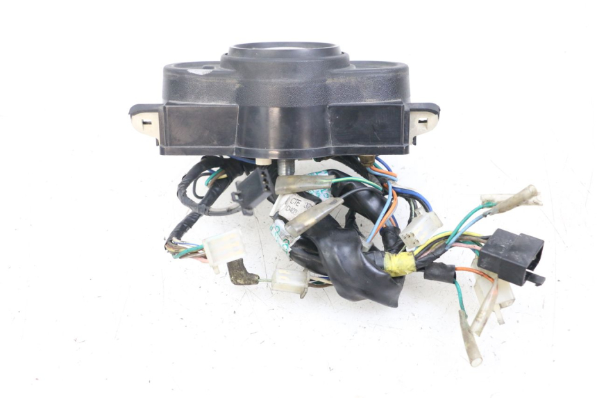 photo de CUENTA KILÓMETROS KYMCO AGILITY 4T 50 (2005 - 2018) - Detalles de los puntos de fijación