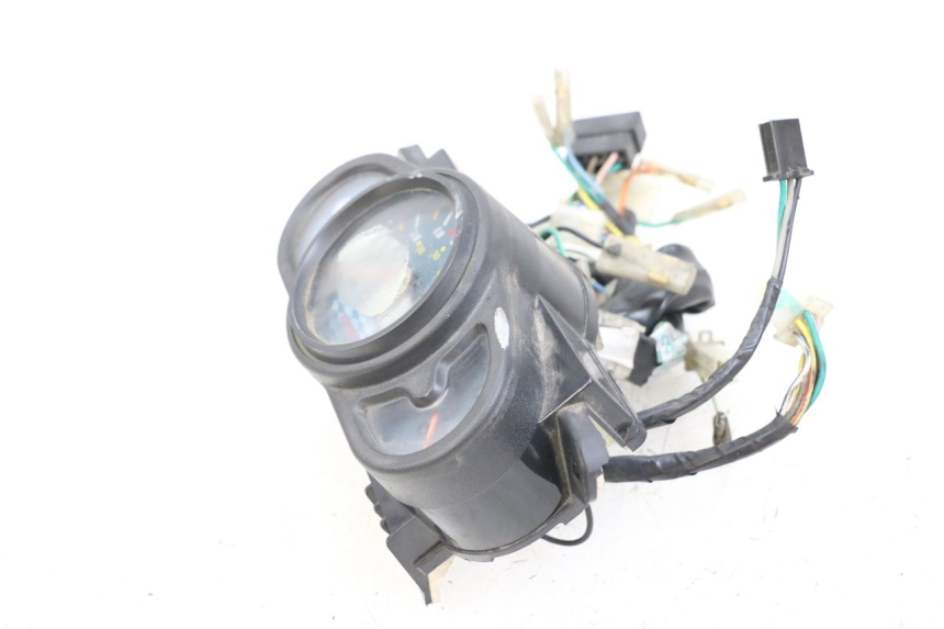 photo de CUENTA KILÓMETROS KYMCO AGILITY 4T 50 (2005 - 2018) - Estado de la superficie y material