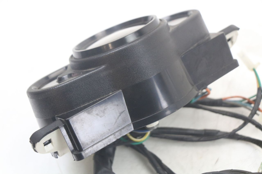 photo de CUENTA KILÓMETROS KYMCO AGILITY 4T 50 (2018 - 2022) - Detalles de los puntos de fijación