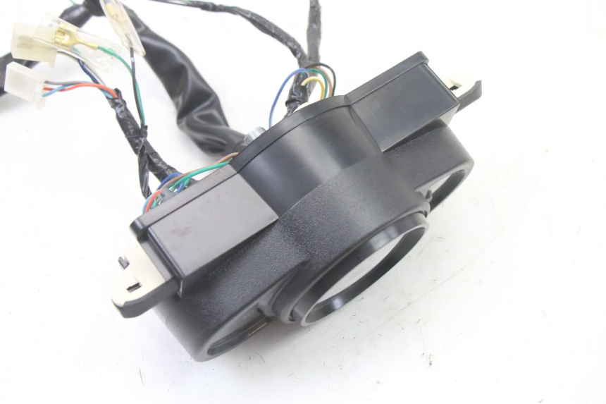 photo de CUENTA KILÓMETROS KYMCO AGILITY 4T 50 (2005 - 2018) - Detalles de los puntos de fijación