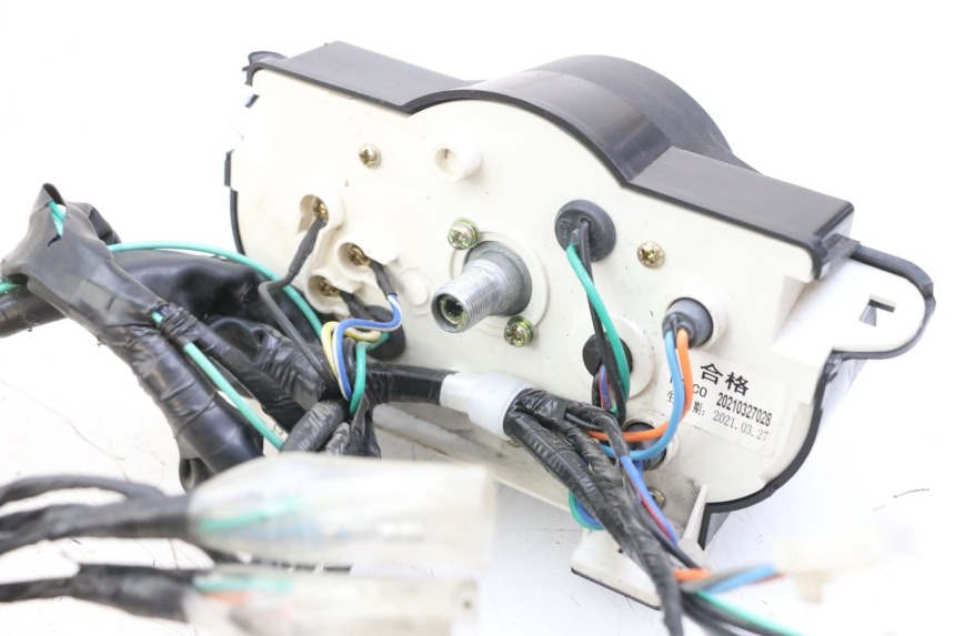 photo de CUENTA KILÓMETROS KYMCO AGILITY 4T 50 (2018 - 2022) - Primer plano técnico