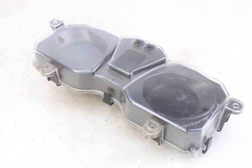 photo de CUENTA KILÓMETROS NECO ALEXONE 125 (2017 - 2024) - Detalles de los puntos de fijación