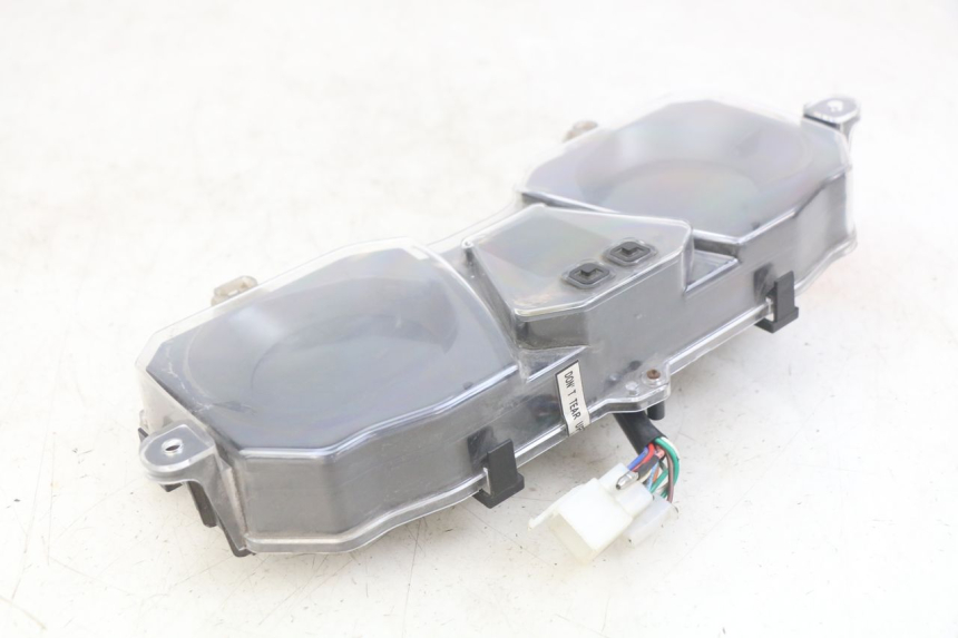 photo de CUENTA KILÓMETROS NECO ALEXONE 125 (2017 - 2024) - Estado de la superficie y material