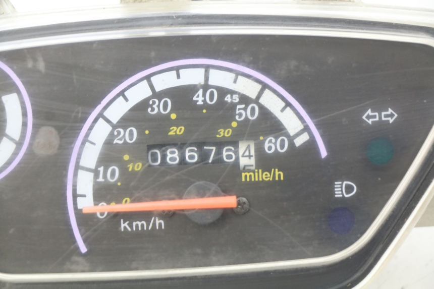 photo de CUENTA KILÓMETROS TAOTAO BEATBOX 2 50 (2005 - 2017) - Estado de la superficie y material