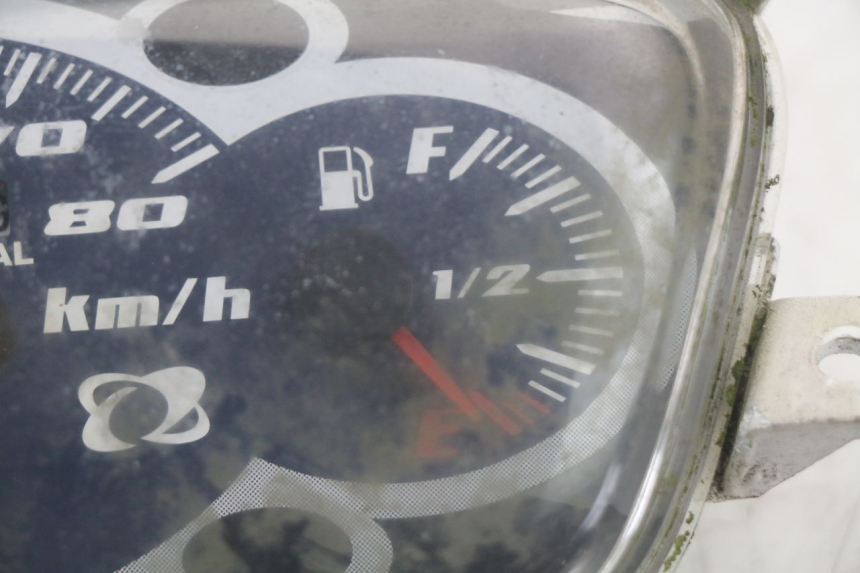 photo de CUENTA KILÓMETROS MBK BOOSTER SPIRIT 50 (2004 - 2017) - Otra perspectiva