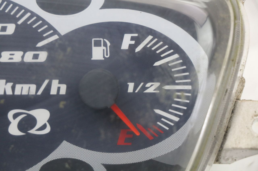 photo de CUENTA KILÓMETROS MBK BOOSTER SPIRIT 50 (2004 - 2017) - Primer plano técnico