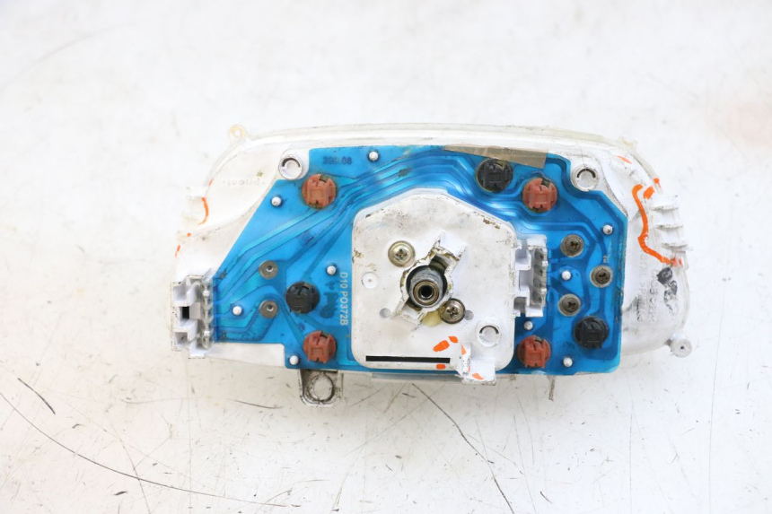 photo de CUENTA KILÓMETROS MBK BOOSTER SPIRIT 50 (2004 - 2017) - Estado de la superficie y material