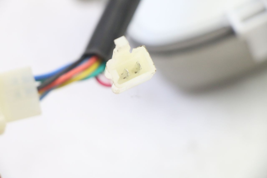 photo de VELOCIMETRO MOTRON BREEZY 4T 50 (2021 - 2025) - Estado de la superficie y material