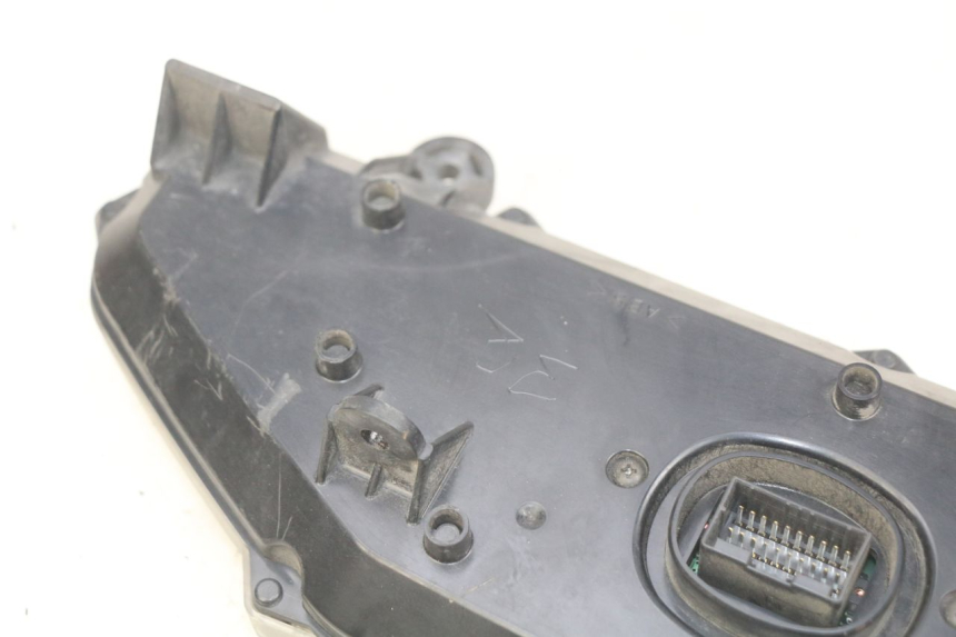 photo de CUENTA KILÓMETROS SUZUKI BURGMAN 650 (2002 - 2004) - Otra perspectiva