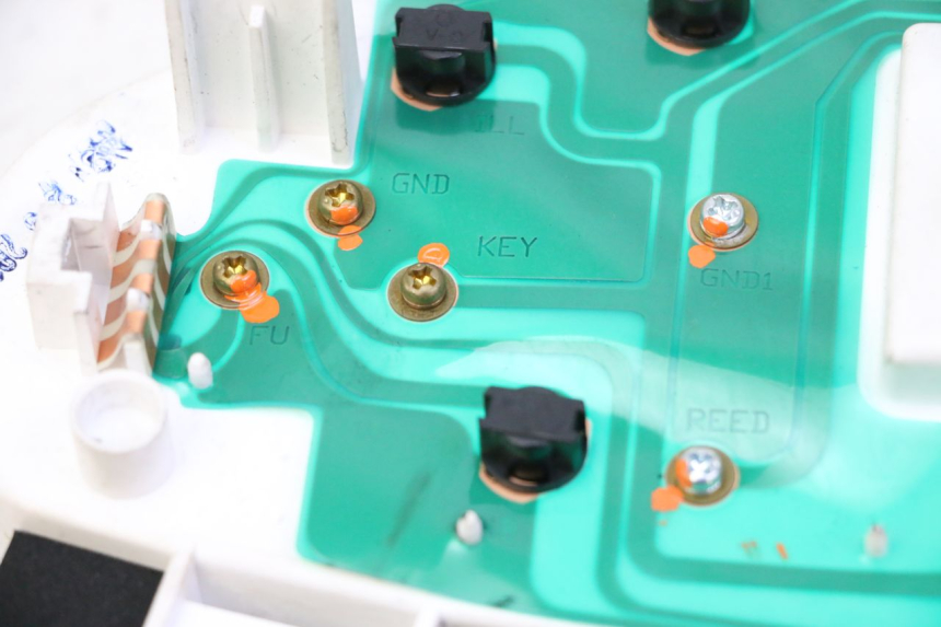 photo de CUENTA KILÓMETROS SUZUKI BURGMAN 125 (2007 - 2014) - Marcados y referencias originales