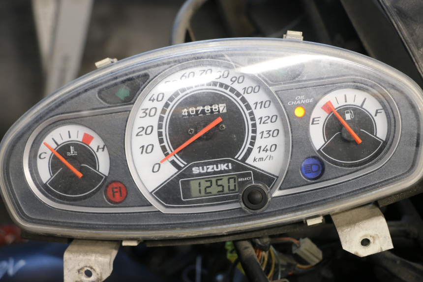 photo de CUENTA KILÓMETROS SUZUKI BURGMAN 125 (2007 - 2014) - Detalle de la pieza