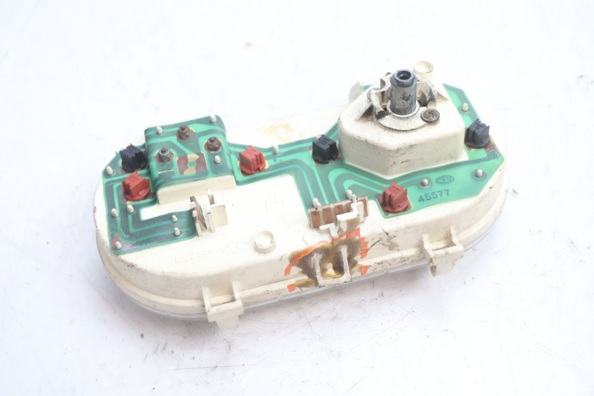photo de VELOCIMETRO PEUGEOT BUXY 50 (1993 - 1998) - Detalles de los puntos de fijación