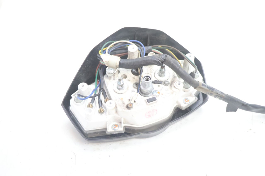 photo de CUENTA KILÓMETROS YAMAHA BW'S BWS 125 (2010 - 2013) - Estado de la superficie y material