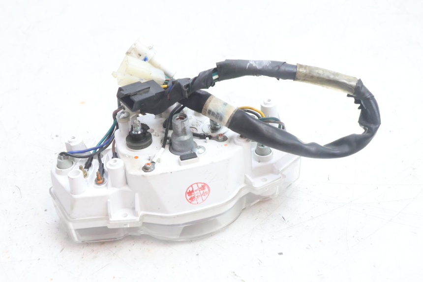 photo de CUENTA KILÓMETROS YAMAHA BW'S BWS 125 (2010 - 2013) - Estado de la superficie y material