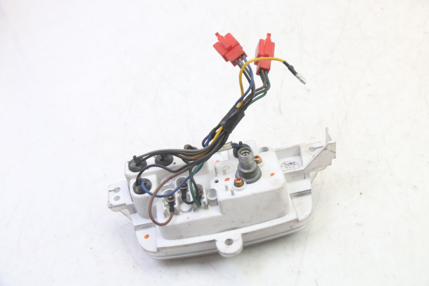 photo de VELOCIMETRO YAMAHA BW'S 100 (1999 - 2002) - Detalles de los puntos de fijación