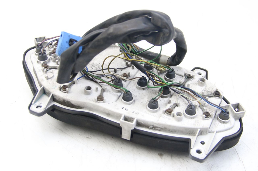 photo de CUENTA KILÓMETROS BMW C1 125 (2000 - 2003) - Detalle de la pieza