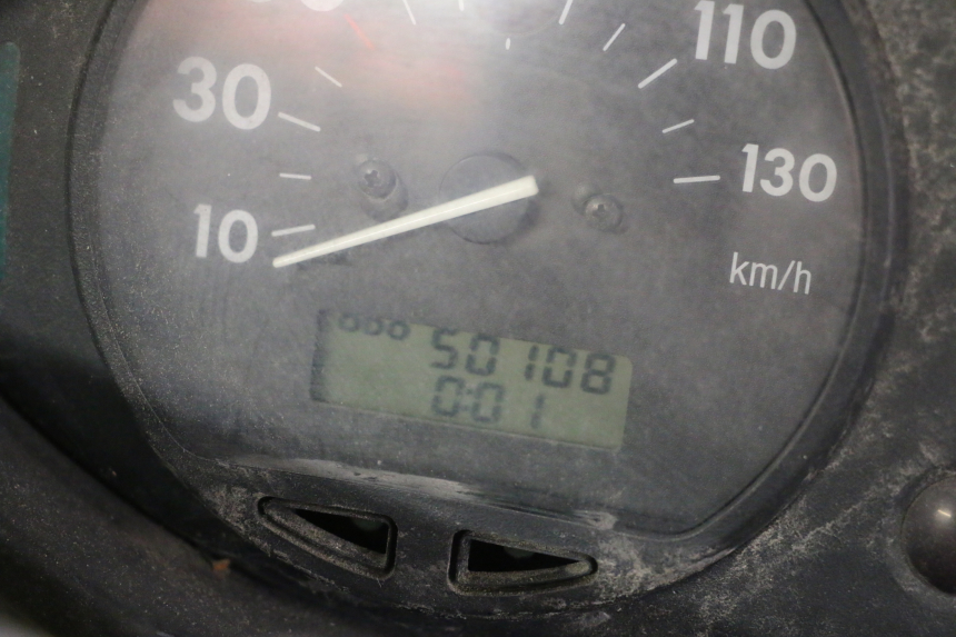 photo de CUENTA KILÓMETROS BMW C1 125 (2000 - 2003) - Otra perspectiva