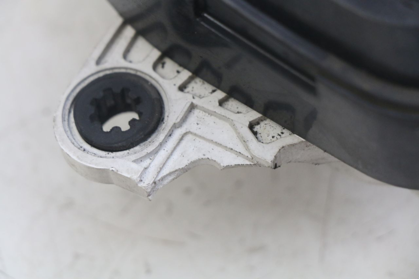 photo de CUENTA KILÓMETROS HONDA CBR F SC25 1000 (1989 - 1992) - Detalle de la pieza