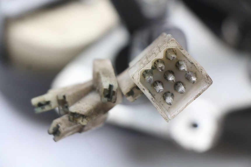 photo de VELOCIMETRO SHERCO CITY CORP 125 (2003 - 2007) - Estado de la superficie y material