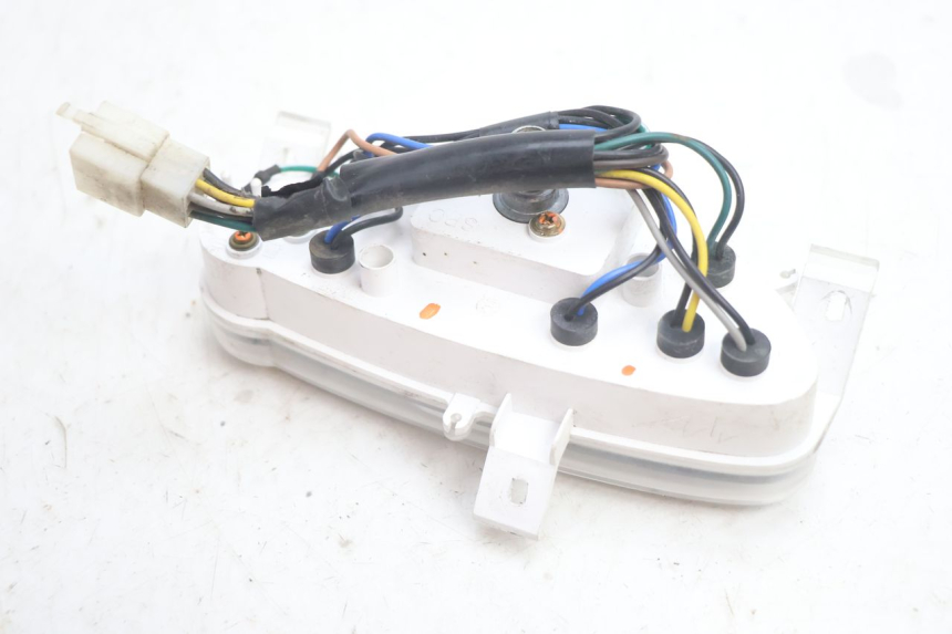 photo de VELOCIMETRO TGB CITY RS 50 (2011 - 2016) - Estado de la superficie y material