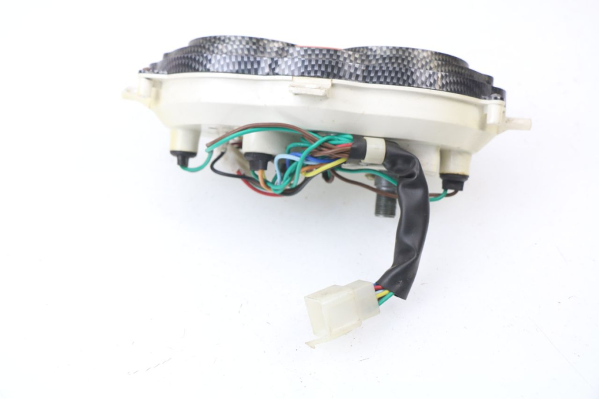 photo de VELOCIMETRO REVATTO CITYONE 125 (2006 - 2007) - Estado de la superficie y material