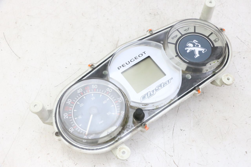 photo de CUENTA KILÓMETROS PEUGEOT CITYSTAR 50 (2013 - 2017) - Detalle de la pieza