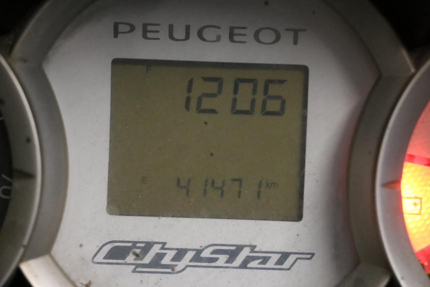 photo de CUENTA KILÓMETROS PEUGEOT CITYSTAR 50 (2013 - 2017) - Otra perspectiva