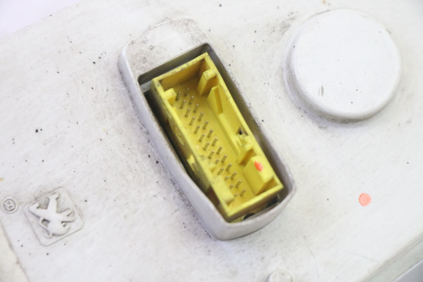 photo de CUENTA KILÓMETROS PEUGEOT CITYSTAR 50 (2013 - 2017) - Marcados y referencias originales