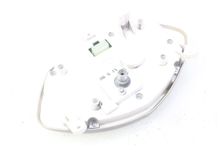 photo de VELOCIMETRO YAMAHA CYGNUS X INJECTION 125 (2007 - 2013) - Primer plano técnico