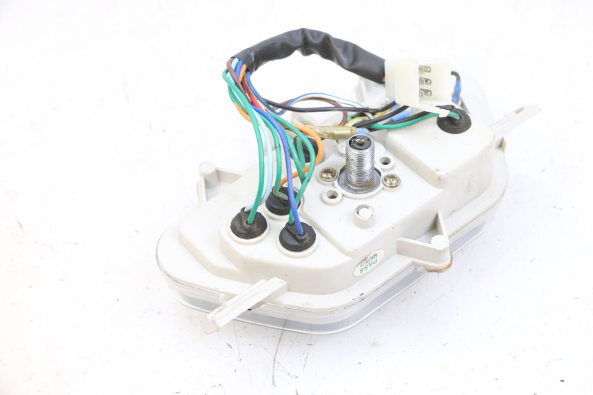 photo de CUENTA KILÓMETROS LONGJIA DIGITA 4T 50 (2019 - 2022) - Detalles de los puntos de fijación