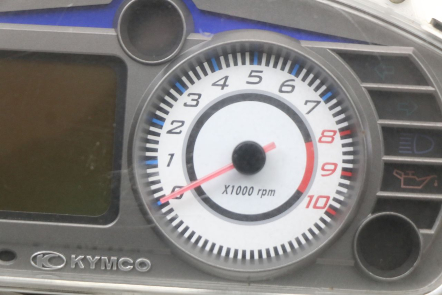 photo de CUENTA KILÓMETROS KYMCO DINK 4T 50 (2007 - 2018) - Otra perspectiva