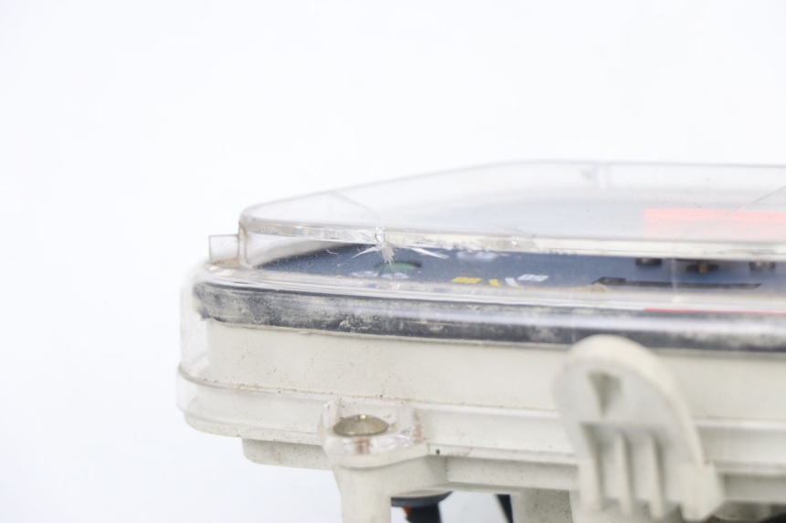 photo de VELOCIMETRO SACHS EAGLE 50 (2007 - 2010) - Estado de la superficie y material