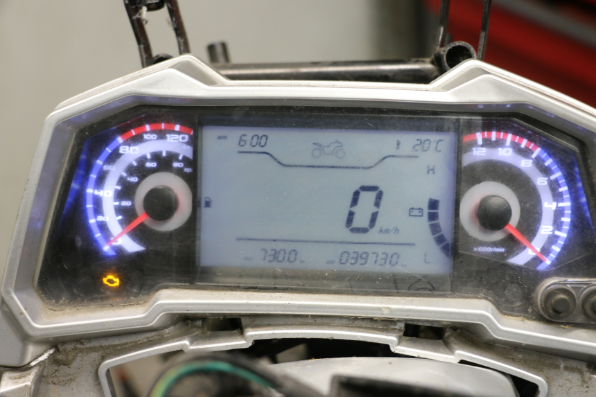 photo de VELOCIMETRO LONGJIA EASY MAX 125 (2020 - 2024) - Zoom estado de uso