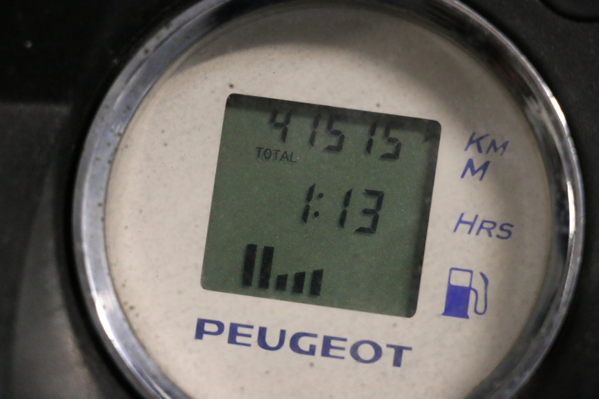 photo de CUENTA KILÓMETROS PEUGEOT ELYSTAR 50 (2002 - 2014) - Otra perspectiva