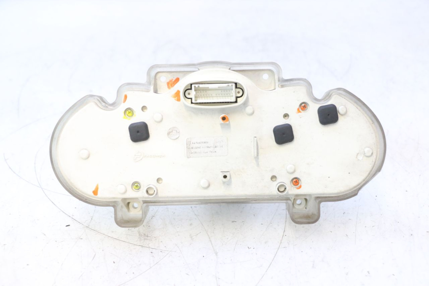 photo de CUENTA KILÓMETROS PEUGEOT ELYSTAR 50 (2002 - 2014) - Primer plano de alta resolución