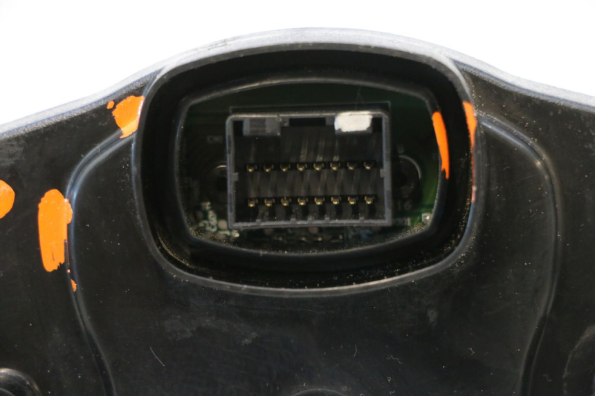 photo de VELOCIMETRO KAWASAKI ER-6 ER6 F ABS 650 (2012 - 2016) - Estado de la superficie y material