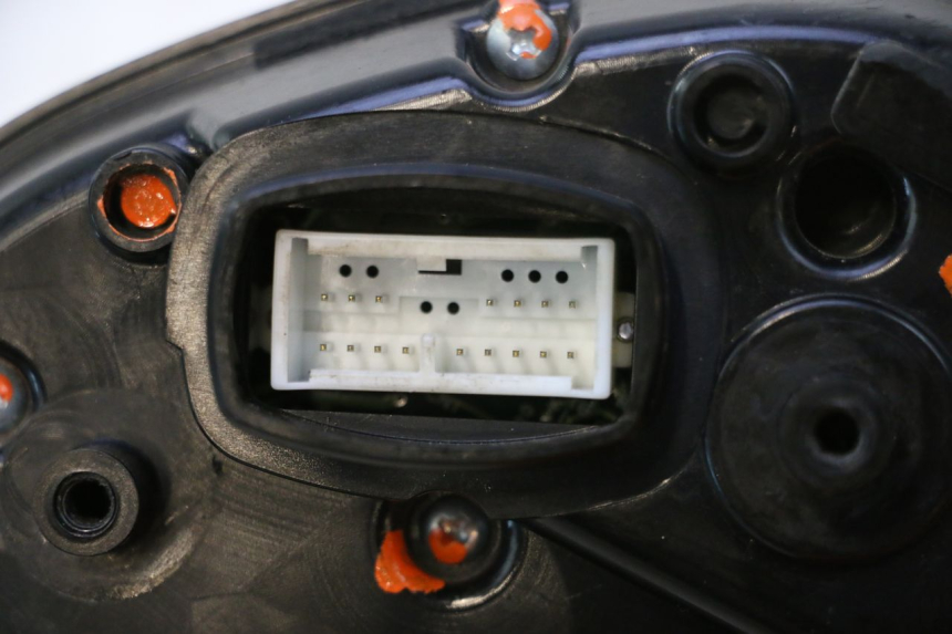 photo de VELOCIMETRO KAWASAKI ER-6 ER6 N 650 (2005 - 2009) - Primer plano técnico