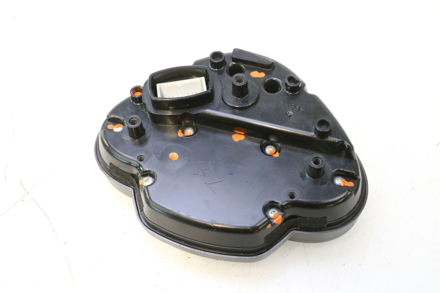 photo de VELOCIMETRO KAWASAKI ER-6 ER6 N 650 (2005 - 2009) - Estado de la superficie y material
