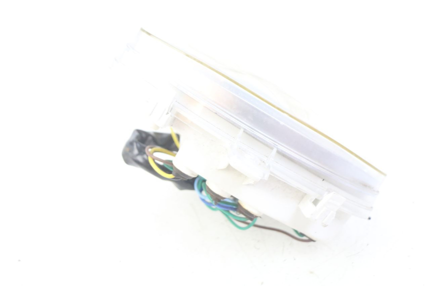 photo de CUENTA KILÓMETROS JM MOTORS EVOLIS 4T 50 (2018 - 2022) - Detalles de los puntos de fijación