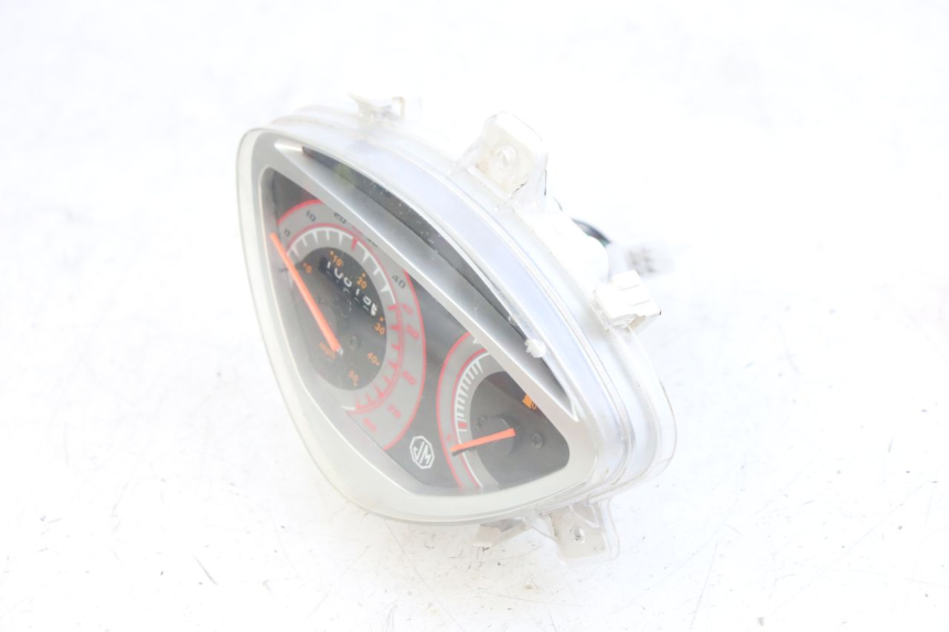 photo de CUENTA KILÓMETROS JM MOTORS EVOLIS 4T 50 (2018 - 2022) - Zoom estado de uso