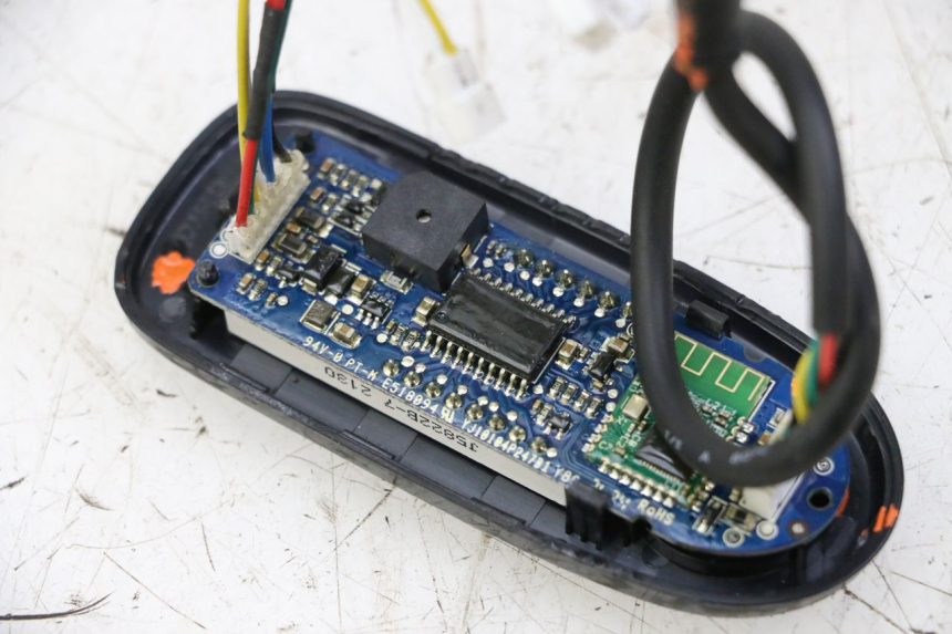 photo de CUENTA KILóMETROS SEGWAY NINEBOT F40E 1 - Detalle de la pieza